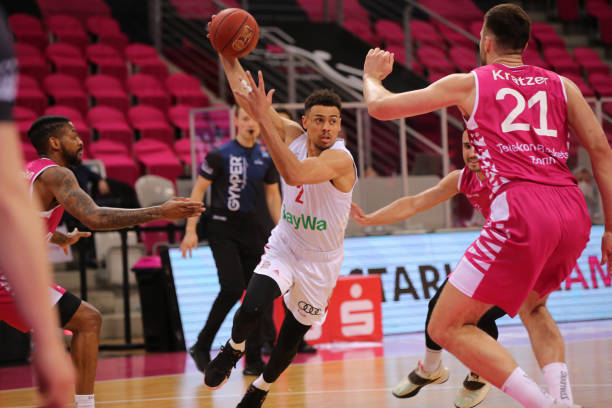 辽宁队通过 辽宁队通过