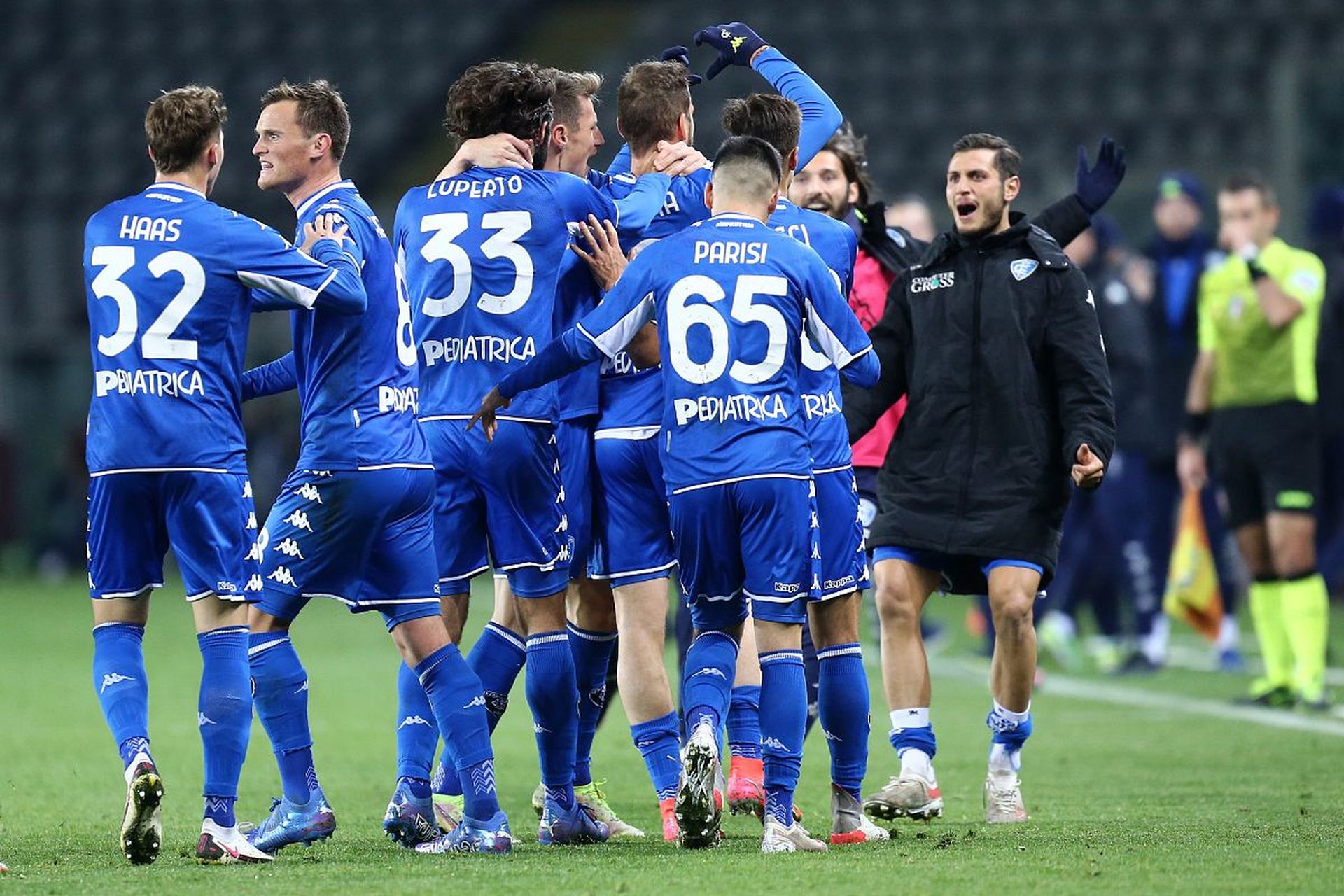 而年仅23 而年仅23